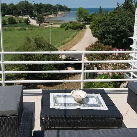 Anna Apartment